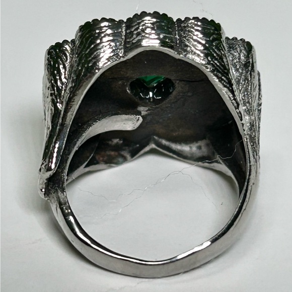 Evil Pawn Jewelry Dowsing Ring in Green Tourmaline - Picture 3 of 5